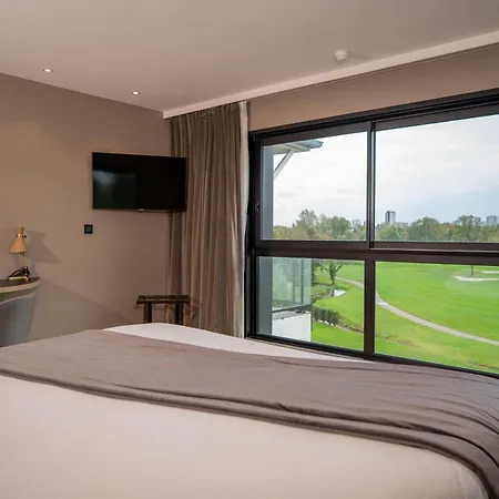 Best Western Plus Le Fairway Hotel&Spa Golf d'Arras-3